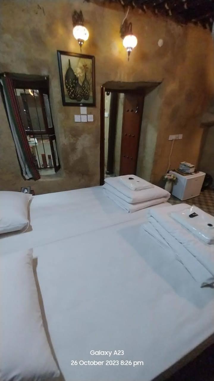 Hotel Al Hamra Old House Zimmer foto