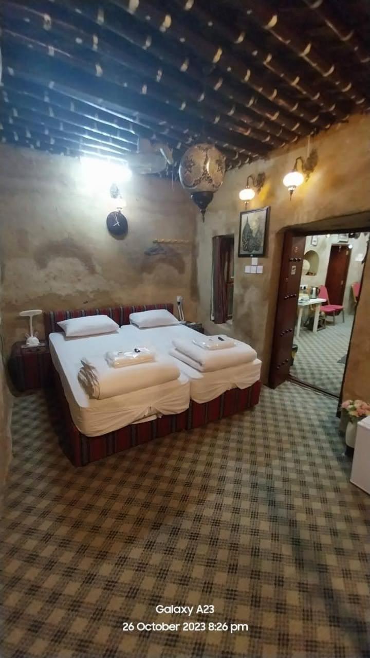 Hotel Al Hamra Old House Zimmer foto
